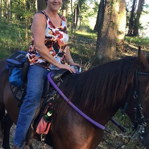 Meet your Posher, Debbie